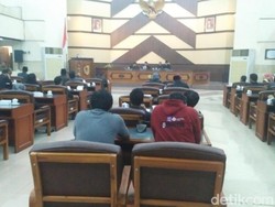 Mangkir Sidang Interpelasi, DPRD Jember Sepakat Hak Angket ke Bupati Faida