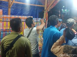 Penertiban Pedagang Kembang Api Jelang Tahun Baru di Palu Nyaris Ricuh