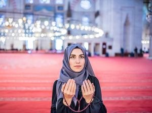 Doa Berlindung dari Ilmu yang Tidak Bermanfaat Doa Berlindung dari Ilmu yang Tidak Bermanfaat