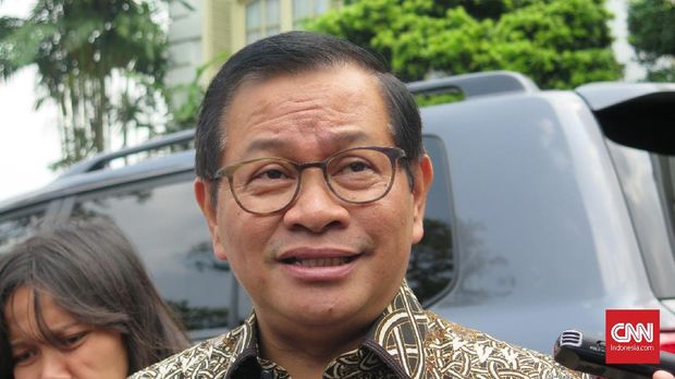 Cabinet Secretary Pramono Anung at the Presidential Palace complex in Bogor, West Java, Friday (12/27).