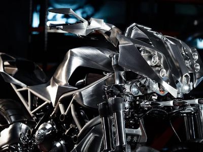 Makin Sangar, Ini Modifikasi Yamaha Niken Pertama di Dunia