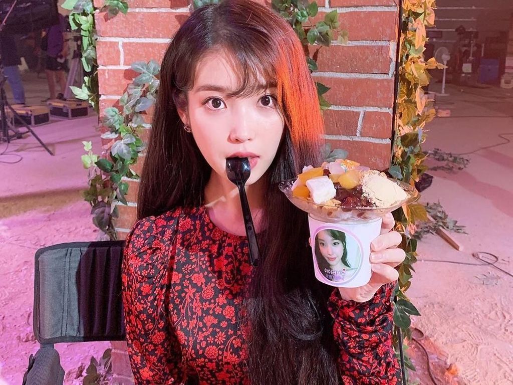 Intip Momen Kuliner IU yang Akan Gelar Konser di Jakarta Intip Momen Kuliner IU yang Akan Gelar Konser di Jakarta