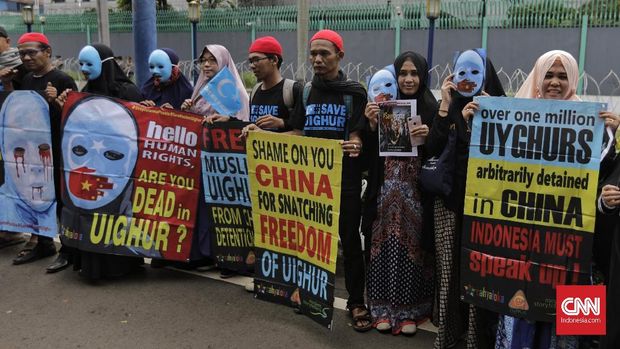 Bendera Rizieq dan Turkistan Timur Berkibar di Aksi Uighur