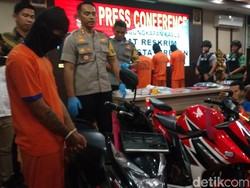 Remaja di Cirebon Curi Belasan Motor untuk Pemandu Lagu