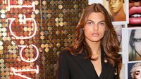 Gaya Androgini Damian, Putra Liz Hurley yang Berwajah Cantik