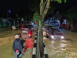 Diguyur Hujan Deras 2 Jam, Kota Samarinda Dilanda Banjir