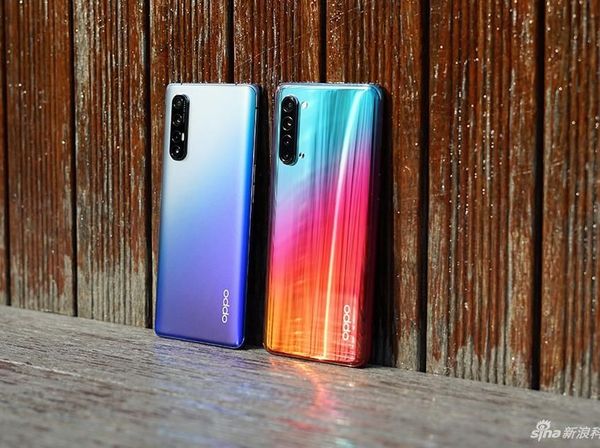Aksi Menggoda Oppo Reno3 dan Reno3 Pro