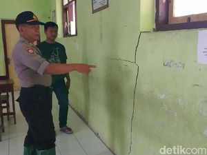 Bangunan SD Retak, Dinas Pendidikan Trenggalek Rekomendasikan Pengosongan Bangunan SD Retak, Dinas Pendidikan Trenggalek Rekomendasikan Pengosongan
