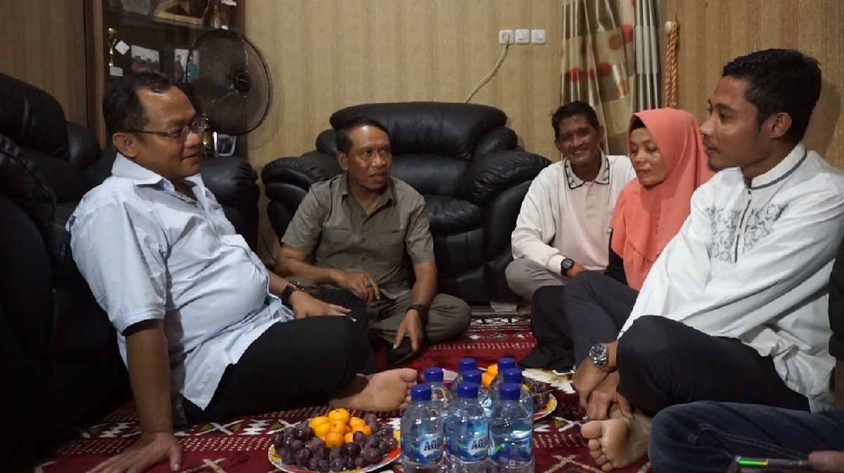Menpora Zainudin Amali mengunjungi Evan Dimas (Foto: Deny Prastyo Utomo)