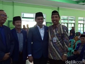 Wabup Rembang Daftar ke PPP untuk Dampingi Bupati Petahana di Pilkada Wabup Rembang Daftar ke PPP untuk Dampingi Bupati Petahana di Pilkada
