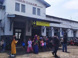 Libur Nataru, Penumpang KA Cianjur-Sukabumi Meningkat