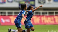 Mereka menggilas tuan rumah dengan skor 3-1.