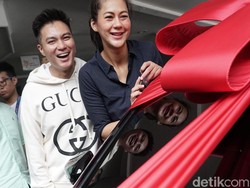 Paula Lahiran Anak Pertama, Baim Wong Hadiahi Mobil Ratusan Juta