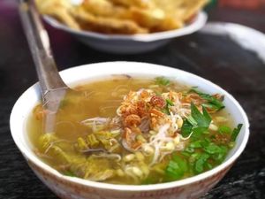 6 Tempat Jajan Soto Enak dan Murah Dekat Pura Mangkunegaran Solo 6 Tempat Jajan Soto Enak dan Murah Dekat Pura Mangkunegaran Solo