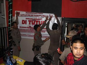 Andre Rosiade Temukan PSK, Pemkot Padang Kini Segel Belasan Kafe