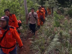 Basarnas Terus Cari Remaja Cianjur yang Hilang di Hutan