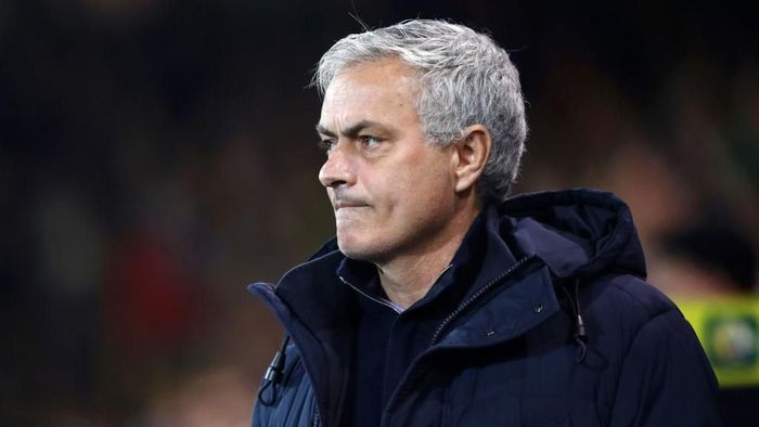 Mourinho geram dengan kesalahan lini belakang Spurs. Foto: Julian Finney/Getty Images Mourinho geram dengan kesalahan lini belakang Spurs. Foto: Julian Finney/Getty Images