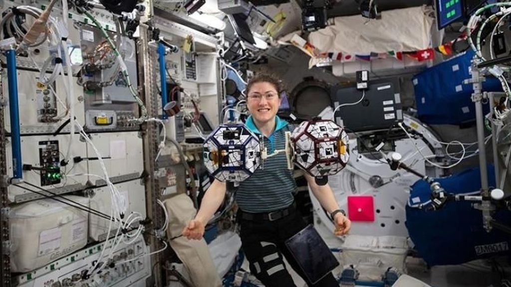 Potret Astronot Tukang Listrik, Perempuan Terlama Tinggal di Luar Angkasa