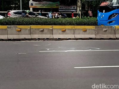 Melihat Lebih Dekat TKP 7 Pesepeda yang Ditabrak di Sudirman