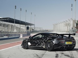 Cuma 350 Unit, McLaren 620R Si Mobil Balap Street Legal