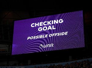 Liga Inggris, Kontroversi VAR, dan Ketek Para Pemain Liga Inggris, Kontroversi VAR, dan Ketek Para Pemain