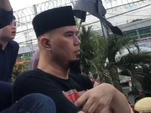 Malam Tahun Baru Spesial Ala Ahmad Dhani Setelah Bebas Malam Tahun Baru Spesial Ala Ahmad Dhani Setelah Bebas