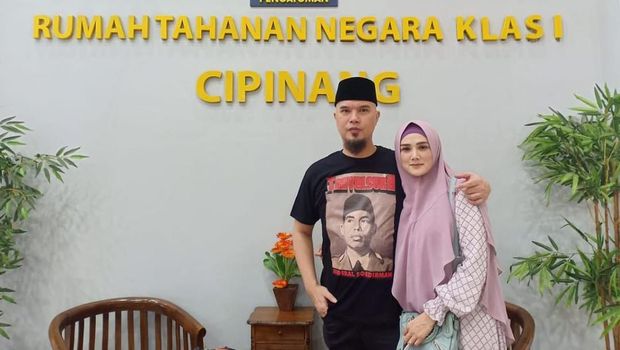 Ahmad Dhani dan Mulan Jameela