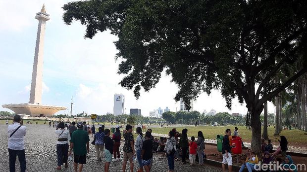 Monas