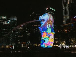 Potret Proyeksi Cahaya Hiasi Singapura Jelang Tahun Baru