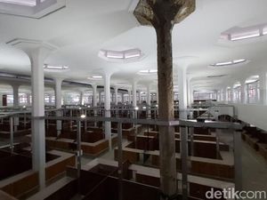 Sejarah dan Kembalinya Pasar Johar Semarang yang Didatangi Jokowi Hari ini Sejarah dan Kembalinya Pasar Johar Semarang yang Didatangi Jokowi Hari ini