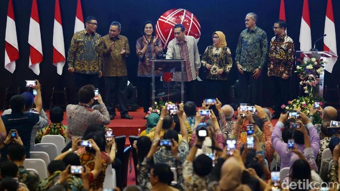 Jokowi Buka Perdagangan Saham Pertama 2020 (Foto: Grandyos Zafna/detikcom)