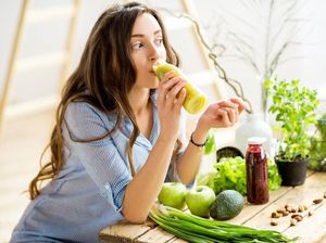 9 Minuman Penambah Darah Hasil Olahan Buah dan Sayur Alami 9 Minuman Penambah Darah Hasil Olahan Buah dan Sayur Alami