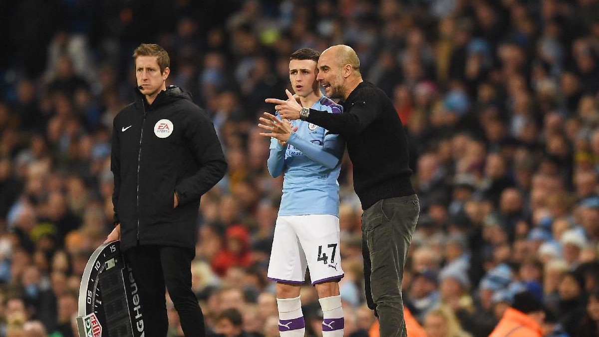 Pep Guardiola bilang penggunaan VAR bikin kacau Liga Inggris. (Michael Regan/Getty Images)