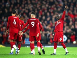 Hasil ini membuat pasukan Juergen Klopp menutup 2019 dengan kukuh di puncak klasemen Liga Inggris berkat raihan 55 poin dari 19 laga, memimpin 13 poin dari Leicester City di posisi dua yang sudah bermain 20 kali. Adapun Wolves melorot ke posisi 8 dengan 30 poin dari 20 laga. Clive Brunskill/Getty Images.