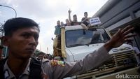 Potret Unimog yang Antar Ahmad Dhani Pulang ke Rumah