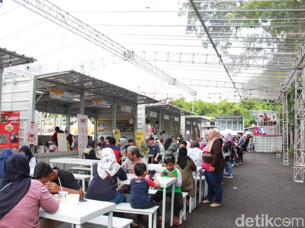 Tahun Baru Bisa Ngopi di 5 Tempat Ngopi Baru di Thamrin 10 Tahun Baru Bisa Ngopi di 5 Tempat Ngopi Baru di Thamrin 10