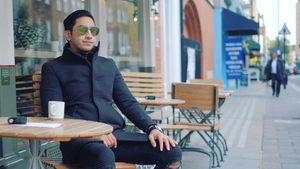 Medina Zein Terciduk Kasus Narkoba, Intip Momen Makan Romantis Bersama Suami