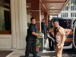 Menkominfo Johnny Plate Merapat ke Kantor Mahfud Md