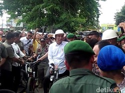 Ngonthel ke Kota Lama, Jokowi: Bisa Jadi Ikon Baru Jateng