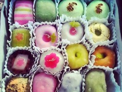 Toko Mochi Berusia 117 Tahun Ini Kebanjiran Order Setiap Tahun Baru