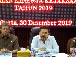 Kejagung Pastikan Eks Dirut-Dirkeu Jiwasraya yang Dicekal Masih di Indonesia