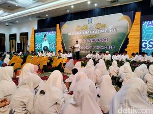 Songsong 2020 Lebih Baik, Pemprov Jatim Gelar Doa Bersama Ribuan Yatim Piatu