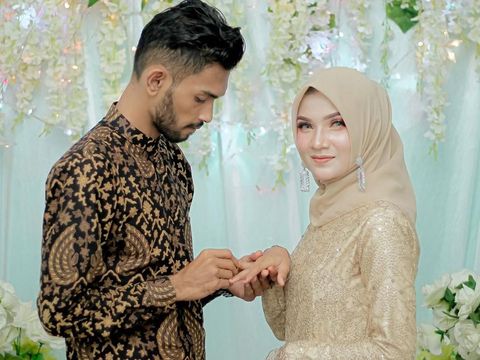 Martunis Ronaldo melamar kekasih, Sriwahyuni