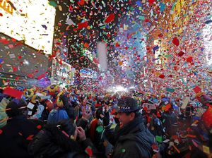 Desain Terbaru Times Square Ball untuk Malam Tahun Baru