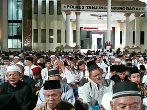 Malam Tahun Baru 2020, Polisi dan Warga di Jambi Gelar Zikir Bersama