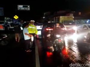 Ribuan Kendaraan Mulai Masuki Kawasan Wisata Palabuhanratu Ribuan Kendaraan Mulai Masuki Kawasan Wisata Palabuhanratu