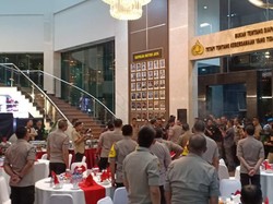 Pantau Pengamanan Tahun Baru, Kapolri-Panglima TNI Datangi Polda Metro