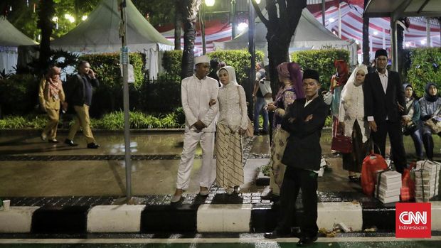 Menikah di Tengah Corona Tanpa Tamu dan Pesta