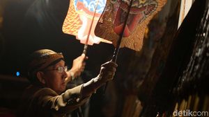 Wayang Kulit Semalam Suntuk Rayakan Malam Tahun Baru