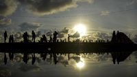 Menikmati Sunset Akhir Tahun 2019